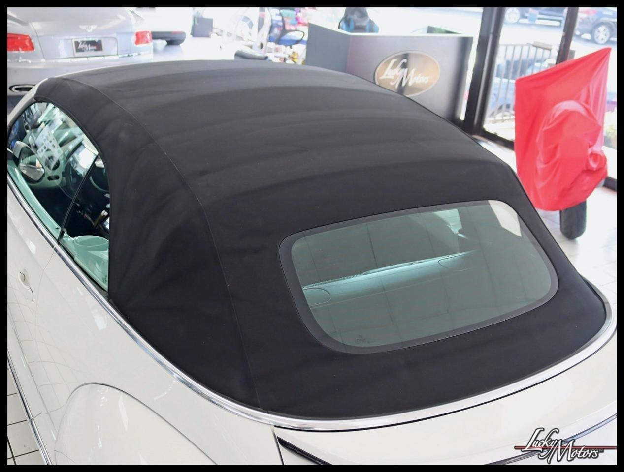 Volkswagen Beetle 2.5L Convertible 2013
