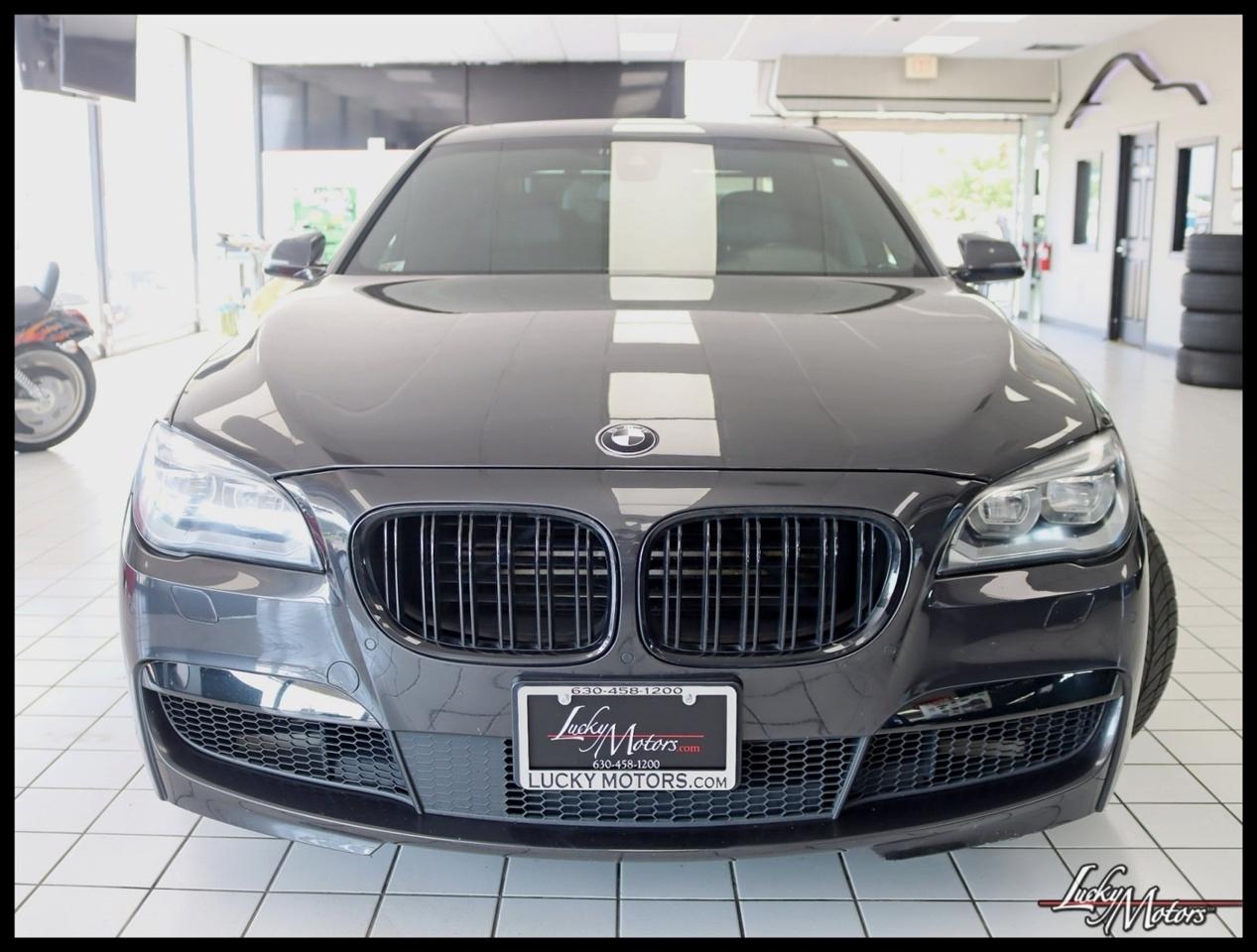 BMW 750i xDrive Base 2015