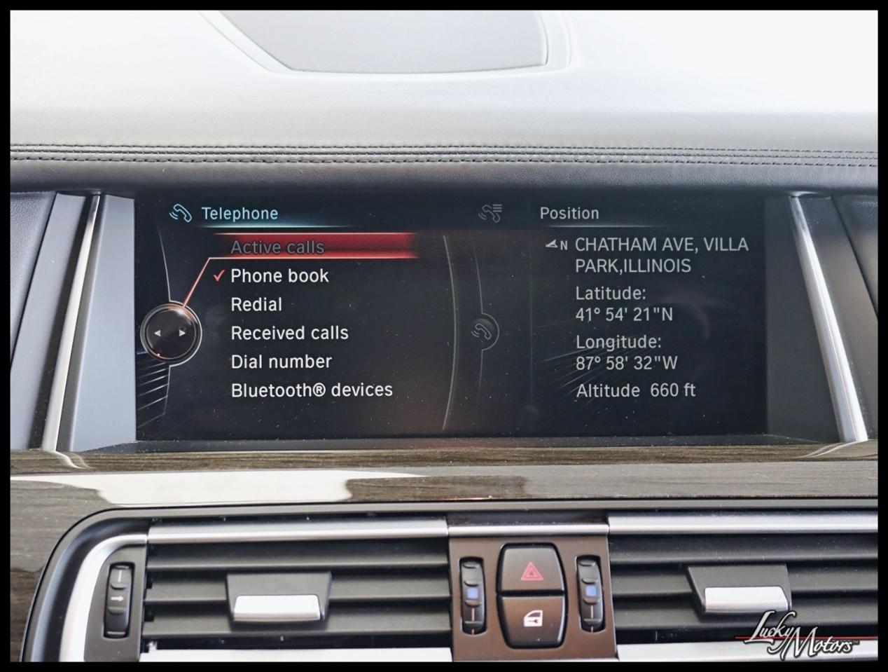 BMW 750i xDrive Base 2015