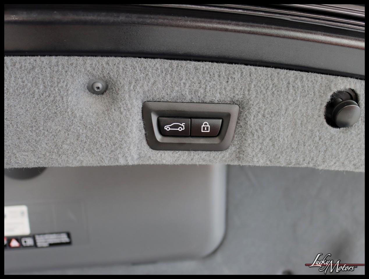 BMW 750i xDrive Base 2015
