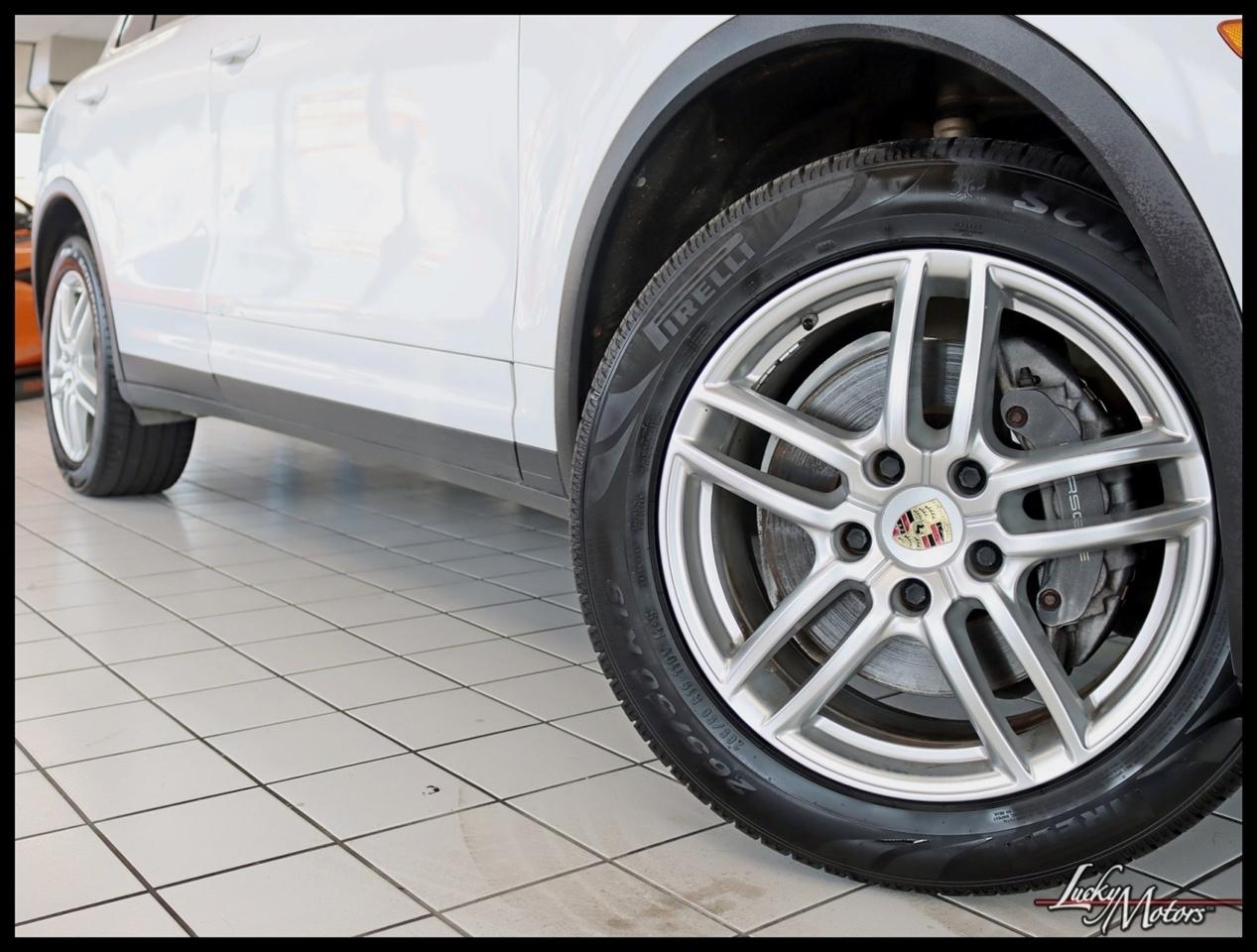 Porsche Cayenne Base 2016