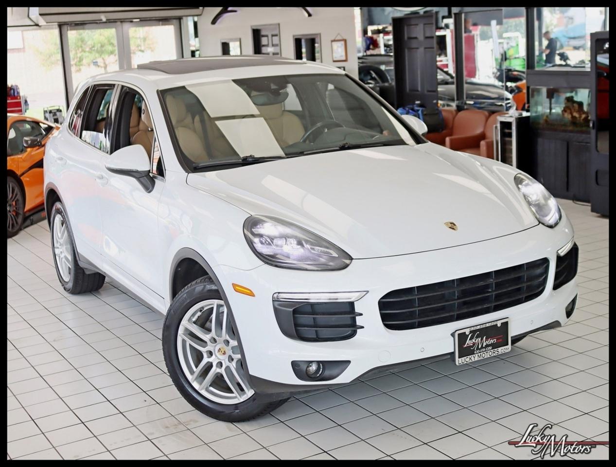 Porsche Cayenne Base 2016