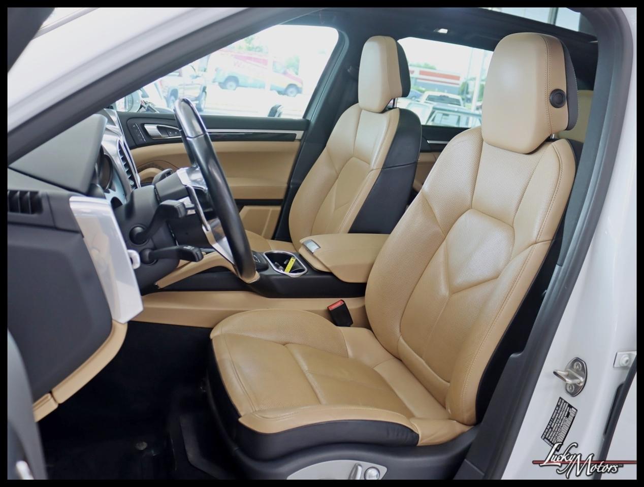 Porsche Cayenne Base 2016
