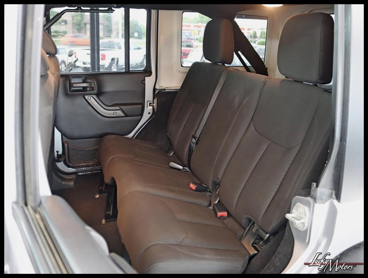 Jeep Wrangler Unlimited Sport 4WD 2016