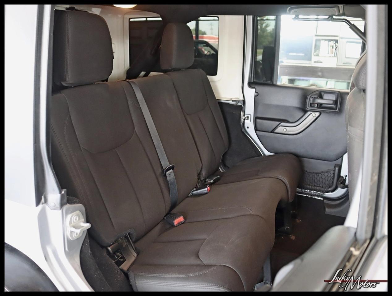 Jeep Wrangler Unlimited Sport 4WD 2016