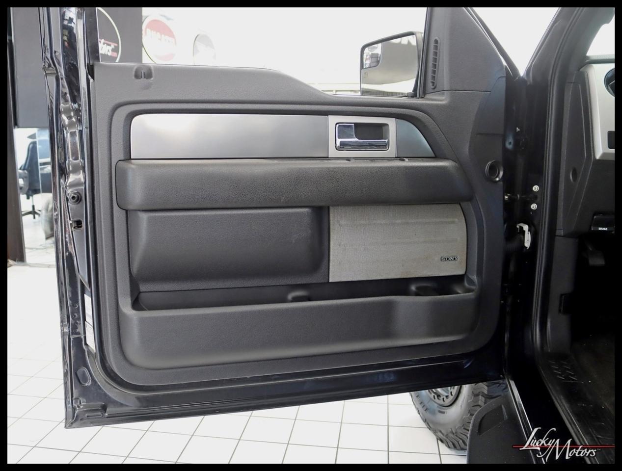 Ford F-150 SVT Raptor SuperCrew 5.5-ft. Bed 4WD 2014