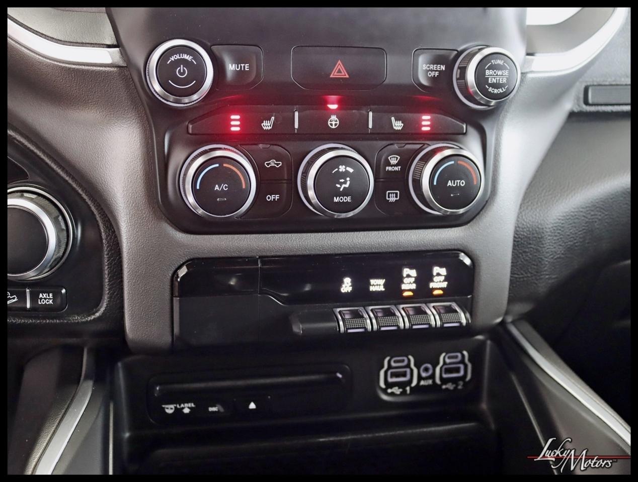 RAM 1500 Big Horn Crew Cab SWB 4WD 2019