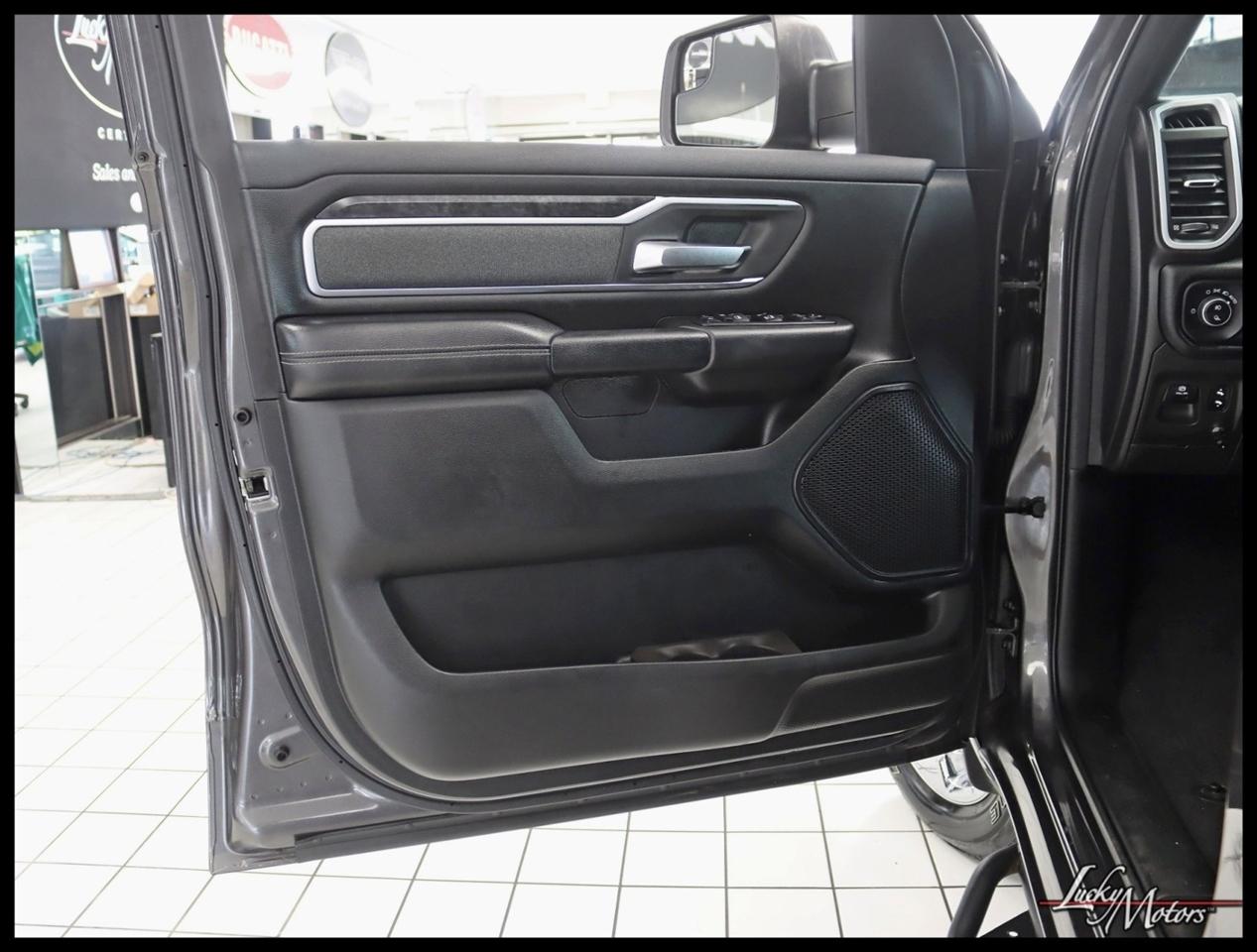 RAM 1500 Big Horn Crew Cab SWB 4WD 2019