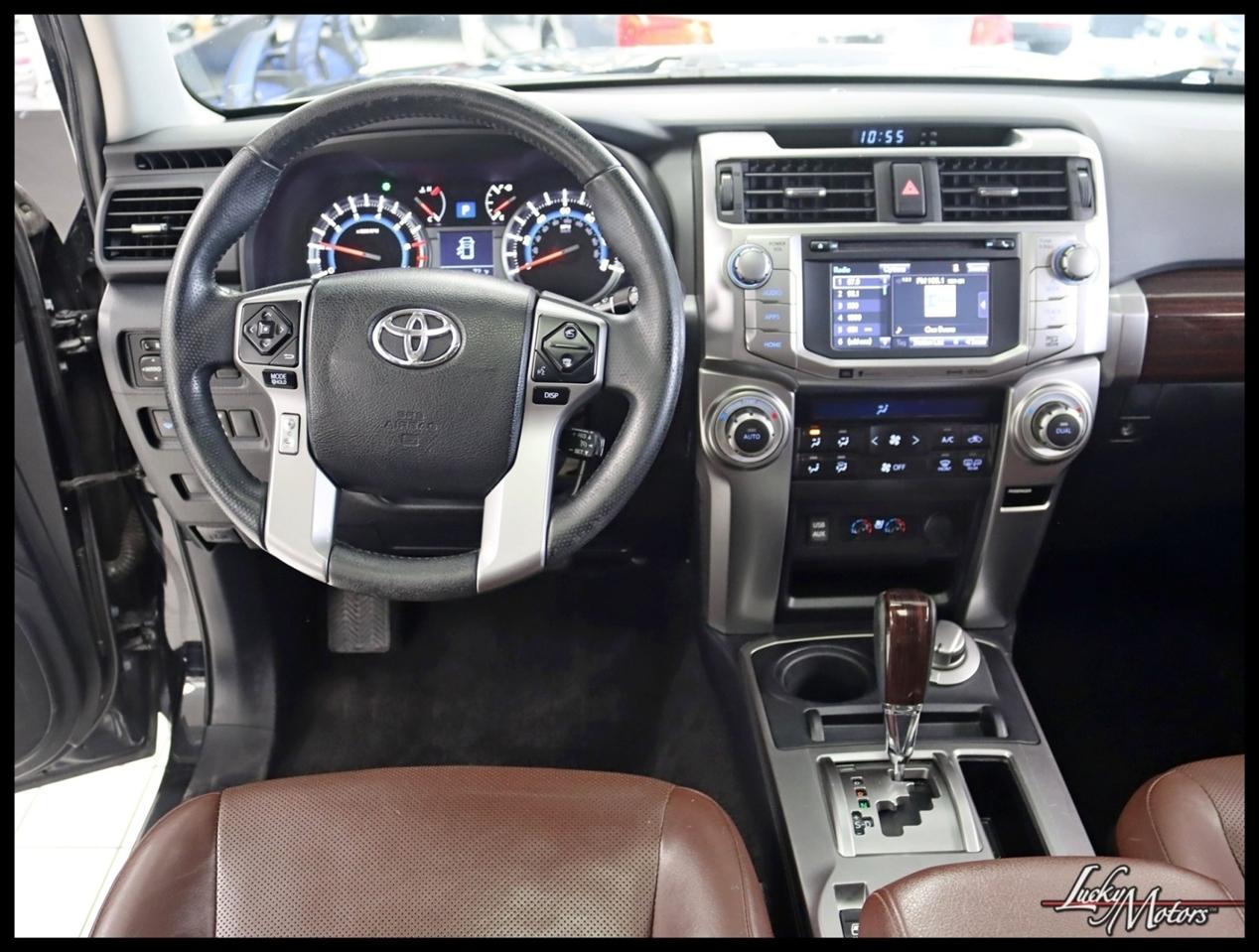 Toyota 4Runner Limited 4WD V6 2017