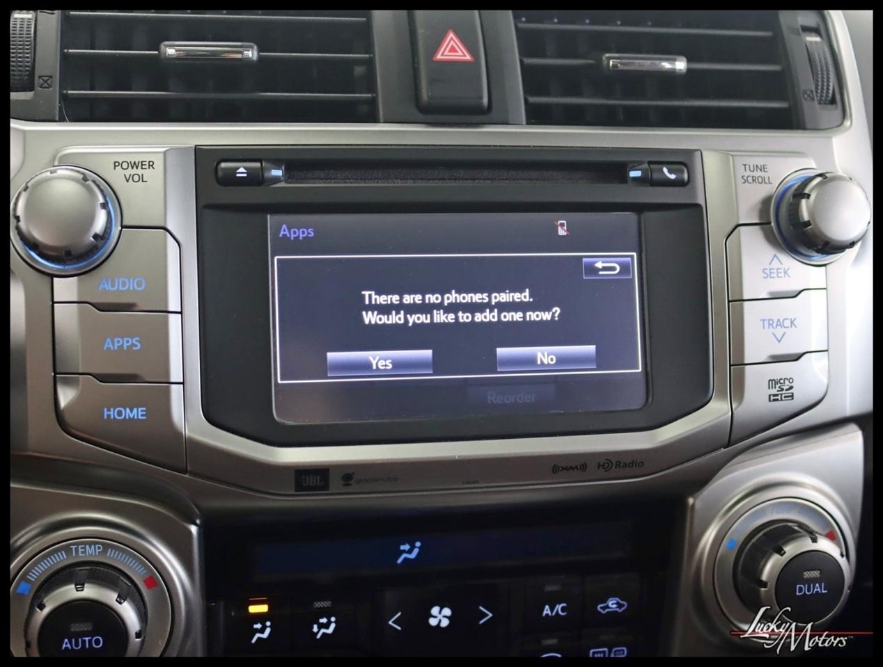 Toyota 4Runner Limited 4WD V6 2017
