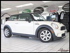 2009 MINI Cooper 