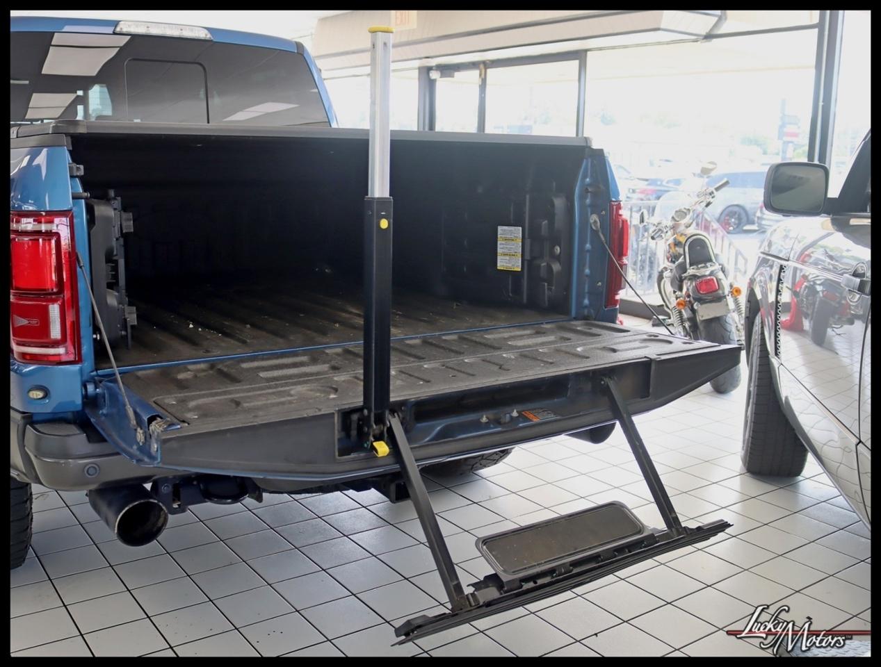 Ford F-150 Raptor SuperCrew 4WD 2019
