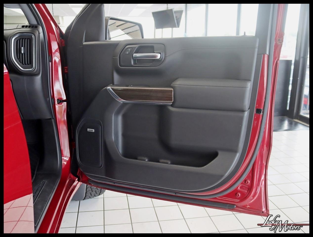 Chevrolet Silverado 1500 RST Crew Cab 2WD 2020
