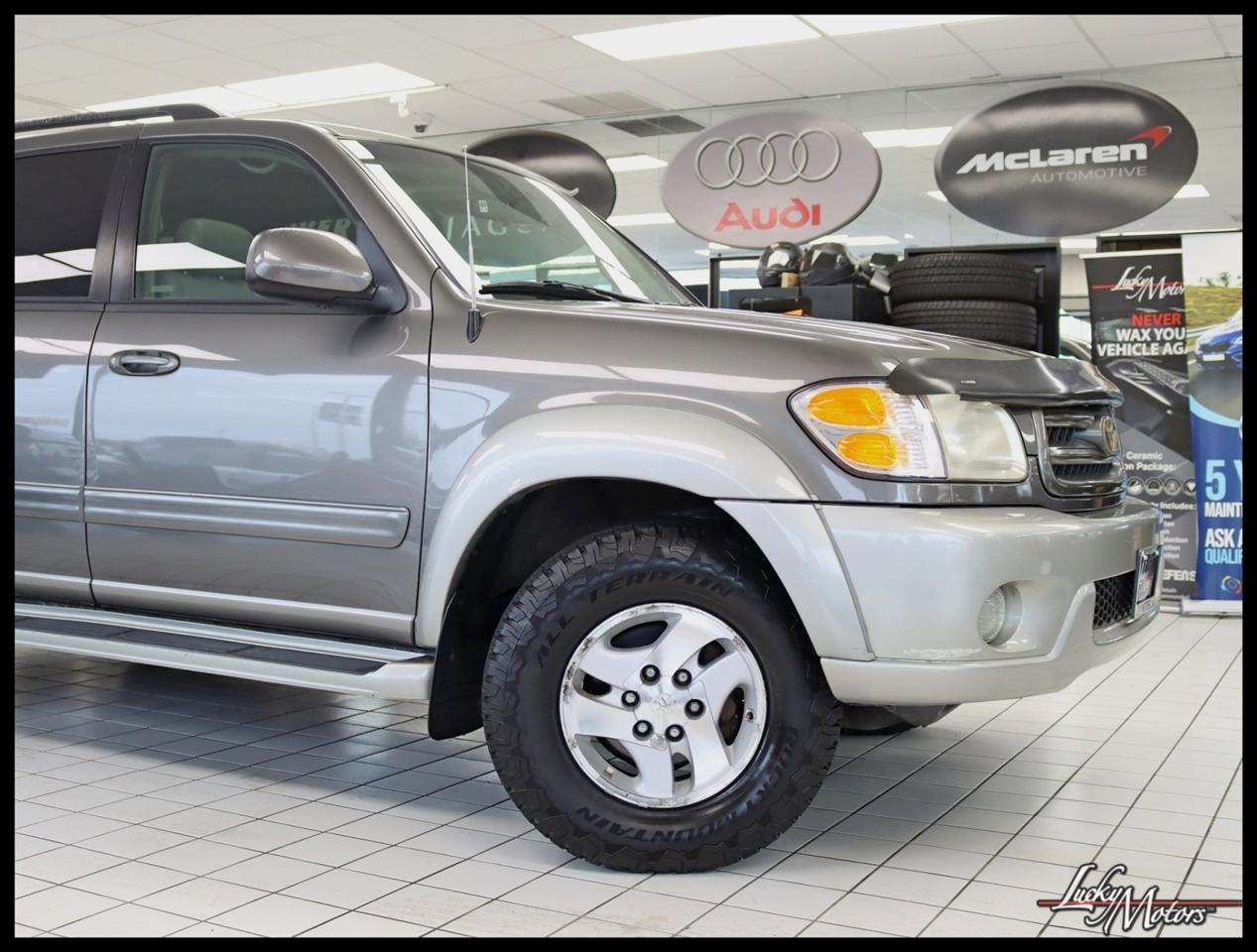 Toyota Sequoia SR5 4WD 2003
