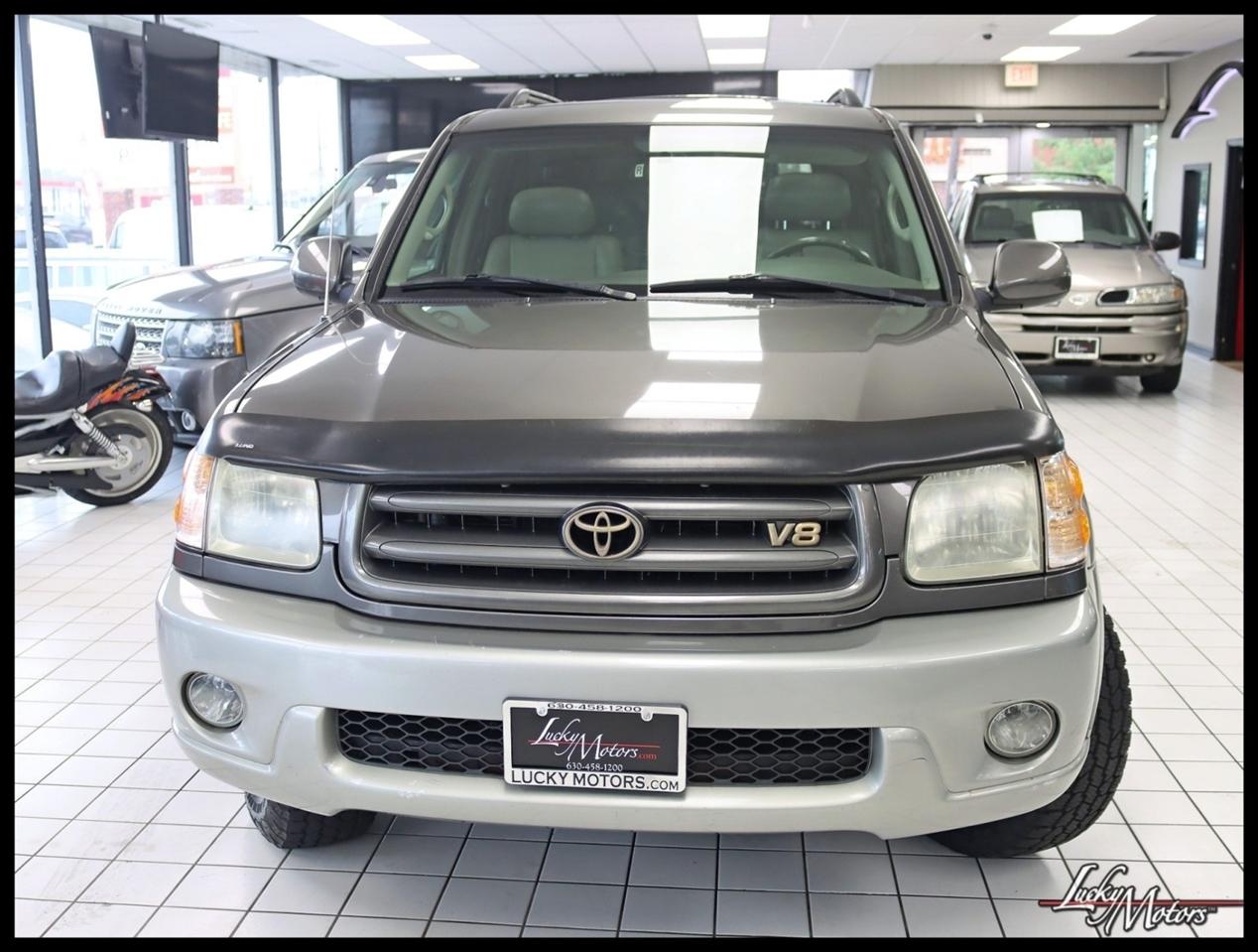 Toyota Sequoia SR5 4WD 2003