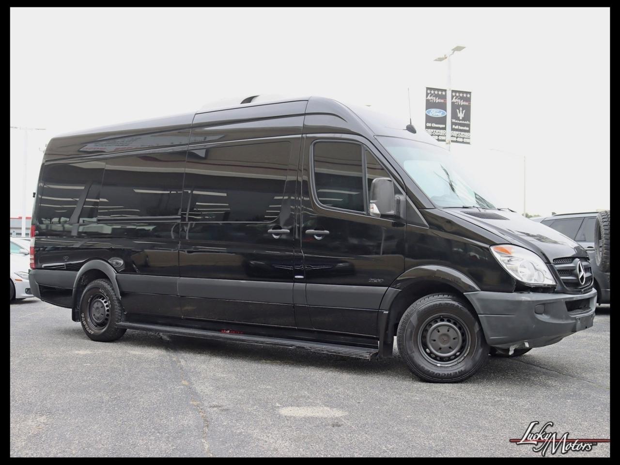 Mercedes-Benz Sprinter 2500 Passenger Van High Roof 170-in. WB 2011