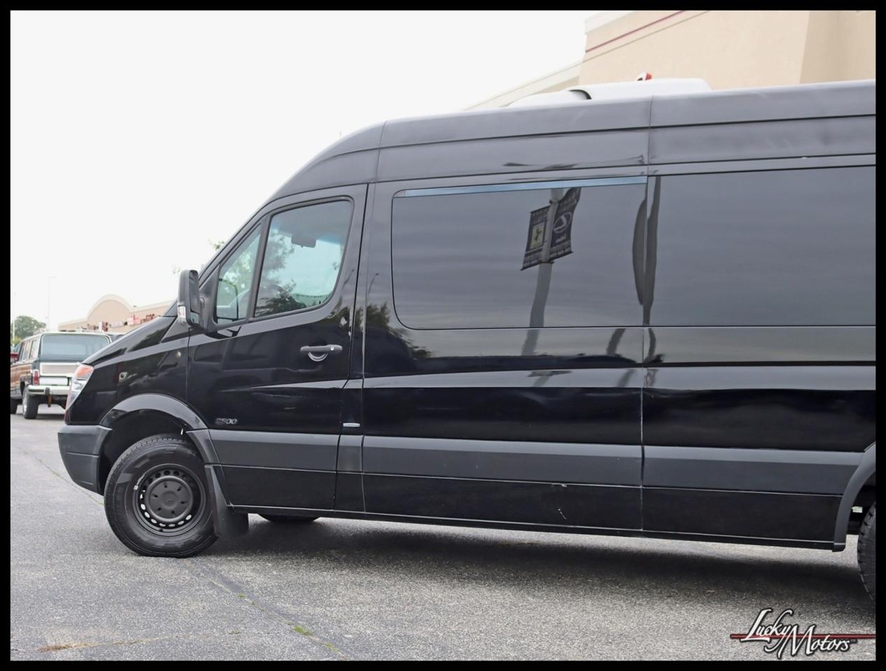 Mercedes-Benz Sprinter 2500 Passenger Van High Roof 170-in. WB 2011