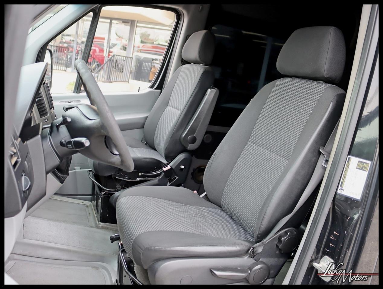 Mercedes-Benz Sprinter 2500 Passenger Van High Roof 170-in. WB 2011