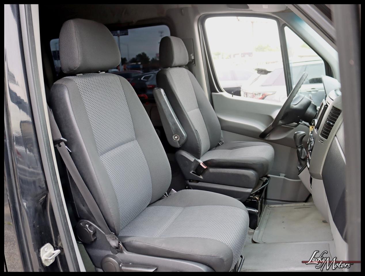 Mercedes-Benz Sprinter 2500 Passenger Van High Roof 170-in. WB 2011