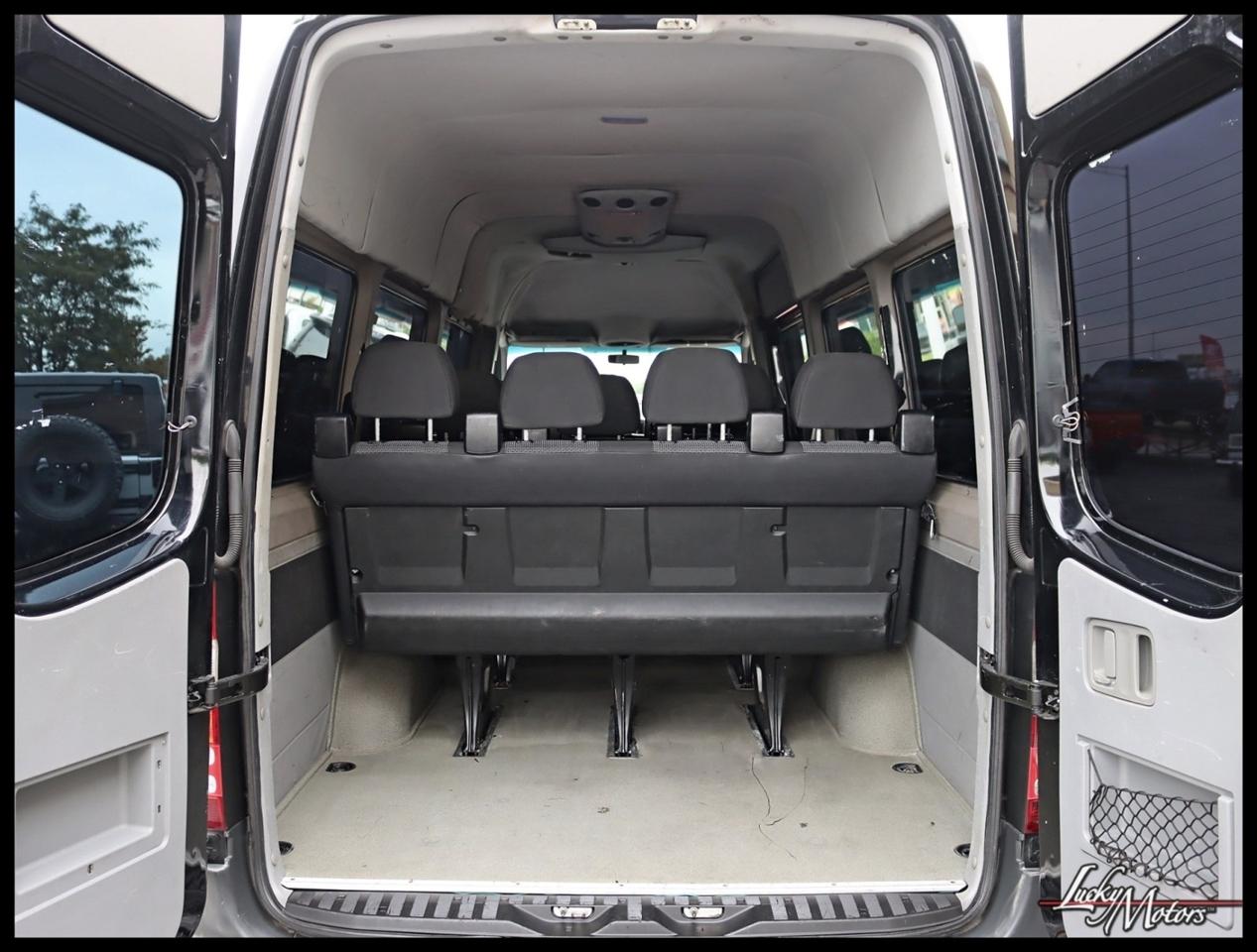Mercedes-Benz Sprinter 2500 Passenger Van High Roof 170-in. WB 2011