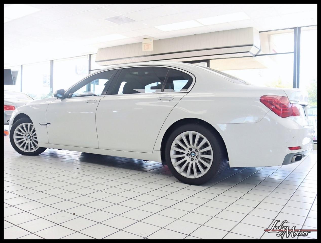 BMW 7-Series 750Li 2009