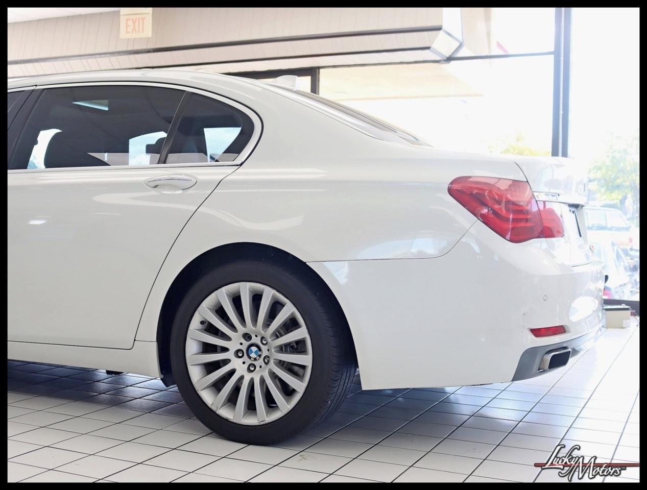 BMW 7-Series 750Li 2009