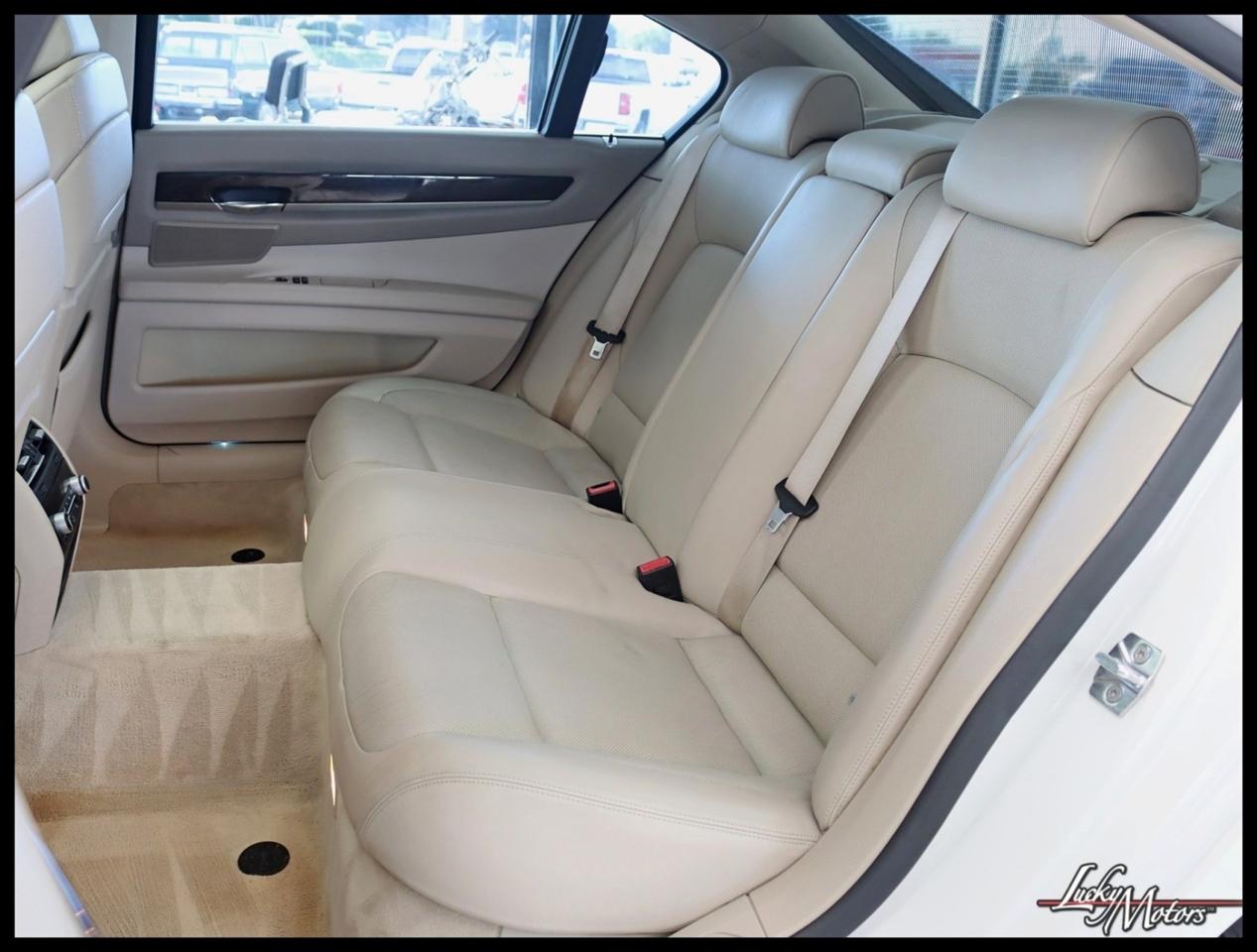 BMW 7-Series 750Li 2009