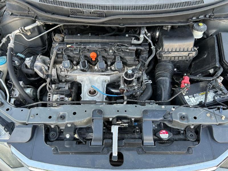 Honda Civic LX Sedan 5-Speed AT 2012