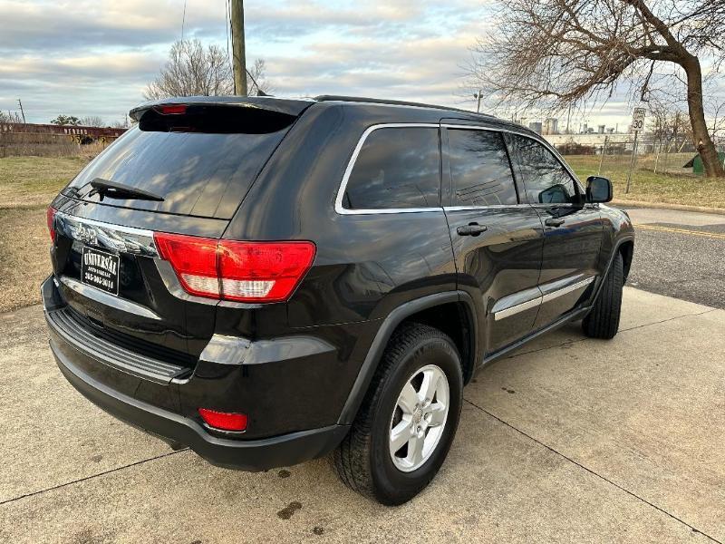 Jeep Grand Cherokee Laredo 2WD 2013