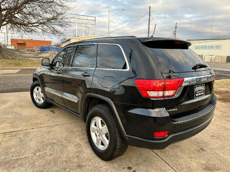 Jeep Grand Cherokee Laredo 2WD 2013