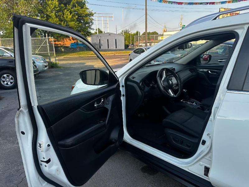 Nissan Rogue SV 2WD 2018