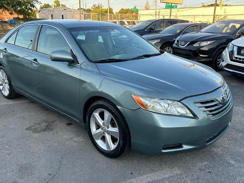 Toyota Camry LE V6 2008