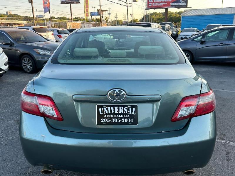 Toyota Camry LE V6 2008