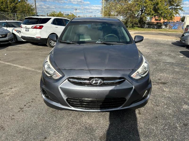 Hyundai Accent SE 4-Door 6A 2017