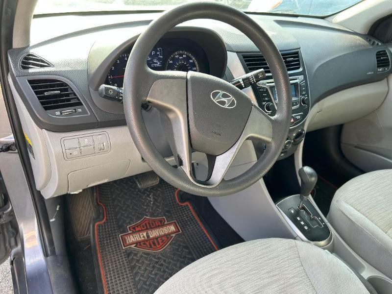Hyundai Accent SE 4-Door 6A 2017