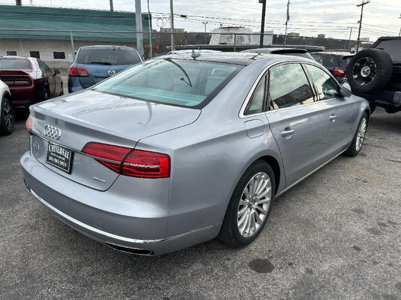 Audi A8 3.0T quattro 2016