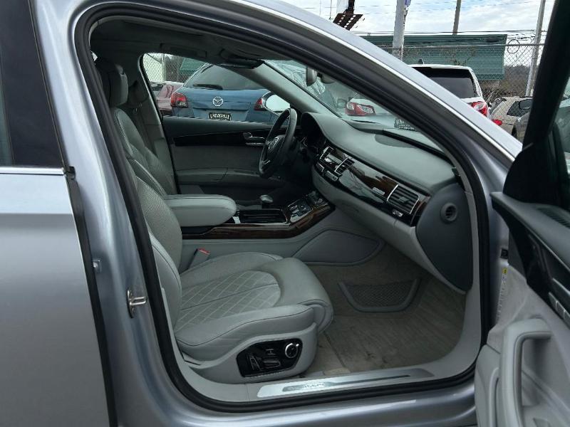 Audi A8 3.0T quattro 2016