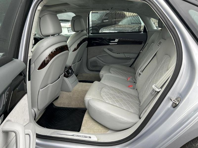 Audi A8 3.0T quattro 2016
