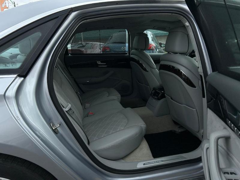 Audi A8 3.0T quattro 2016