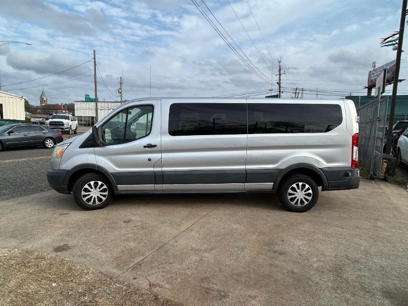 Ford Transit 350 Wagon Low Roof XLT 60/40 Pass. 148-in. WB 2016