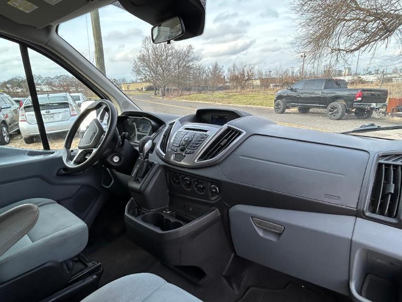 Ford Transit 350 Wagon Low Roof XLT 60/40 Pass. 148-in. WB 2016