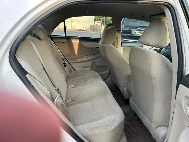 Toyota Corolla S 5-Speed MT 2013