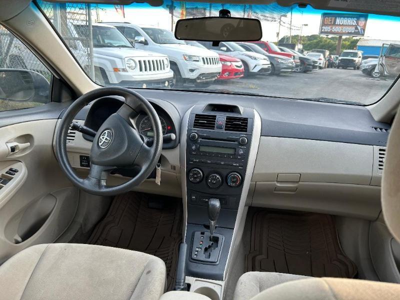 Toyota Corolla S 5-Speed MT 2013