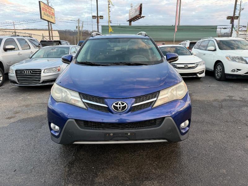 Toyota RAV4 XLE FWD 2014