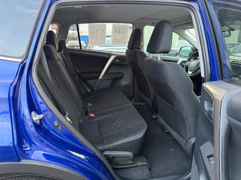 Toyota RAV4 XLE FWD 2014