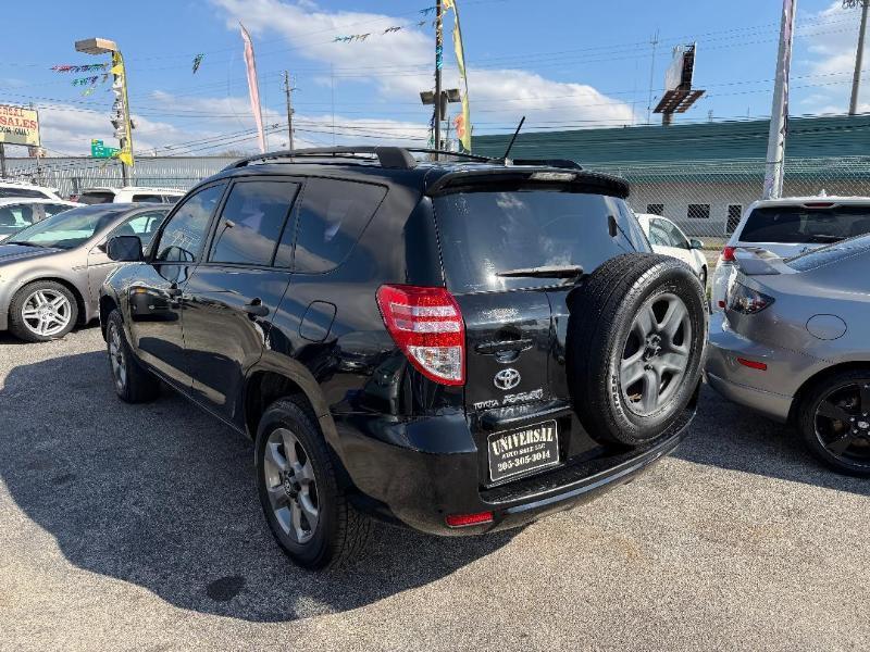 Toyota RAV4 Base I4 2WD 2010