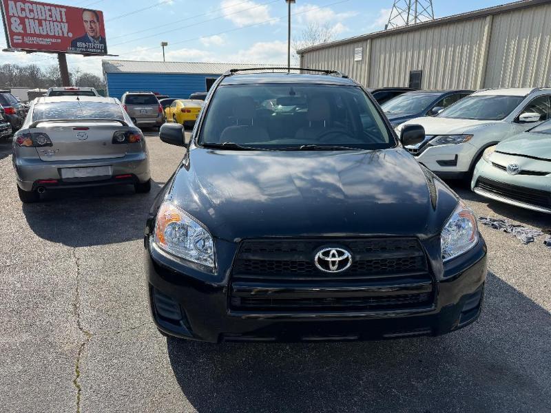 Toyota RAV4 Base I4 2WD 2010