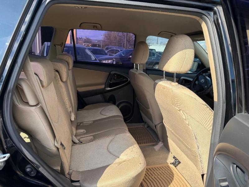 Toyota RAV4 Base I4 2WD 2010