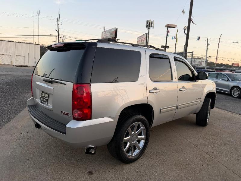GMC Yukon SLT1 2WD 2011