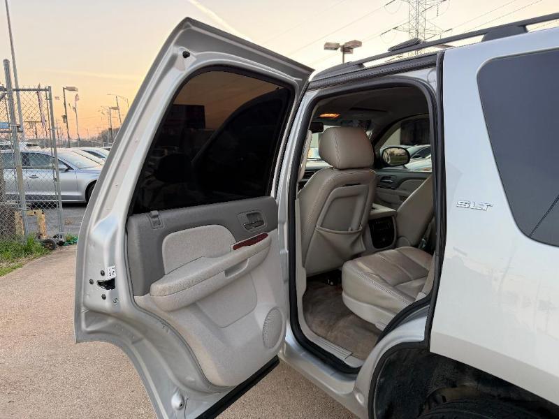 GMC Yukon SLT1 2WD 2011